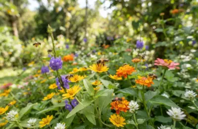 11 flores para abelhas sem ferrão que florescem o ano todo